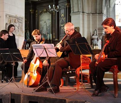 Dimanche 25 avril 2010 > Sebourg > Eglise