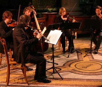 Trois amis à Londres > Ensemble Philidor