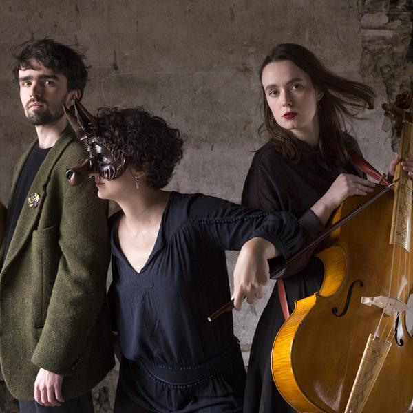 Harlou-008-cSarahFritsch-scaled